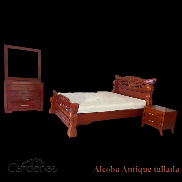 Alcoba Antique tallada