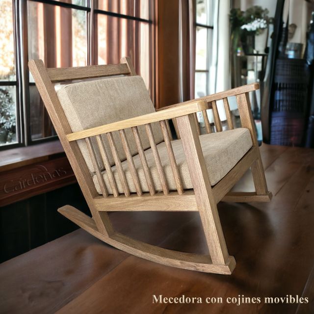 Mecedora con cojines movibles
